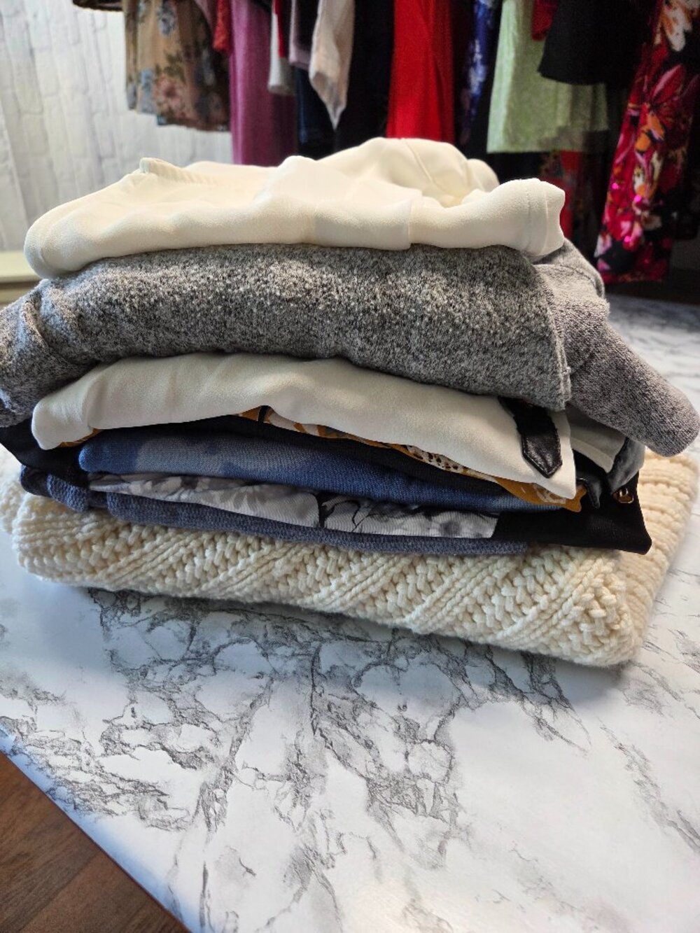 Women's Bundle of 9 Size Extra Small Casual Summer Fall Tops Bundle #5